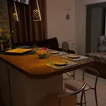 Apartamento Em Ubatuba- Centro - Apartamento 2 Quartos Com Ar Cond