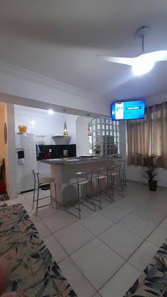 Em Ubatuba- Centro - 2 Quartos Com Ar Cond Apartamento Ubatuba